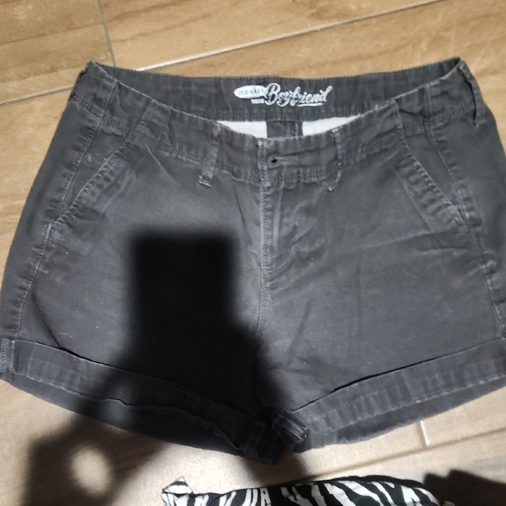 Old Navy Black Cargo Shorts Casual Style